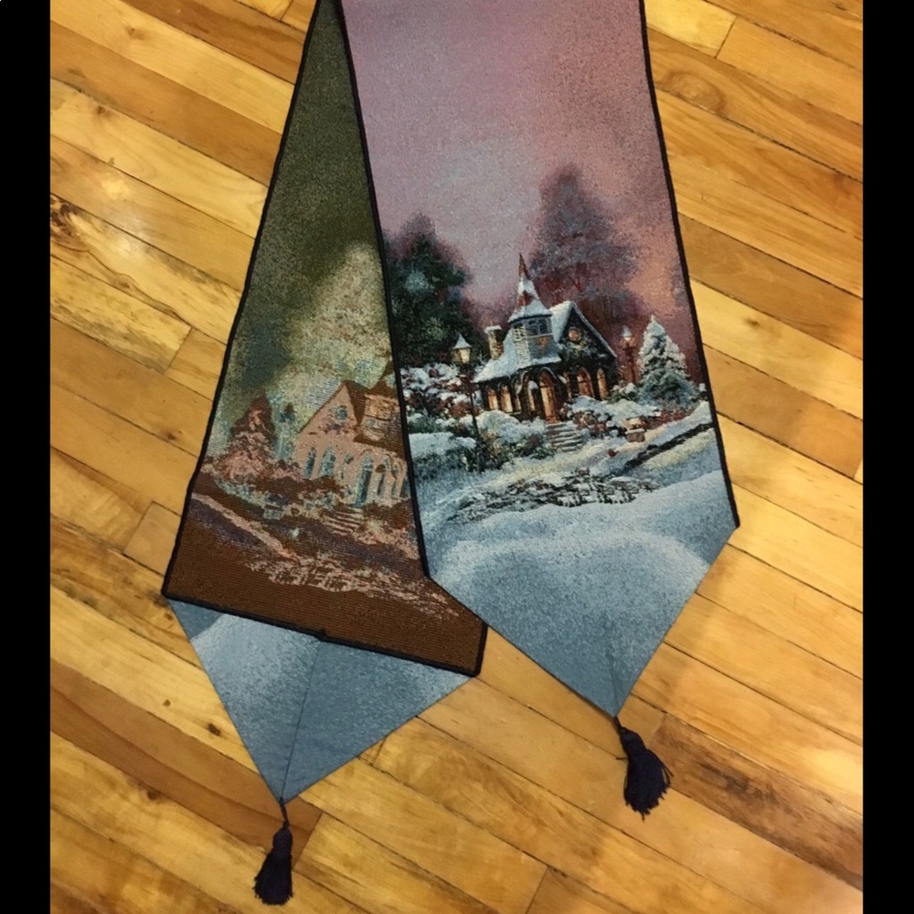 Winter Theme Runner